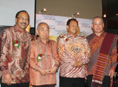 Penerima Indonesia Archipelago Award Slideshow Image 3